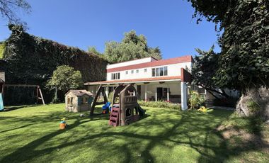 Vendo Casa  con uso de suelo de 3 casas