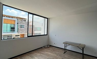 Casa en Renta en Solares Coto FONTEE