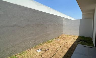 Casa en Renta en Solares Coto FONTEE