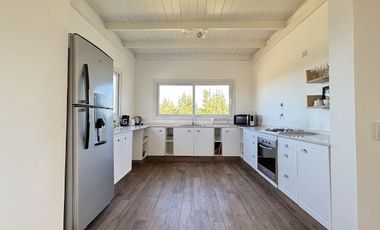 Venta en Barrio Ecuestre de Costa Esmeralda - cul de sac y en altura - pileta con borde infinito