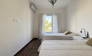 Venta en Barrio Ecuestre de Costa Esmeralda - cul de sac y en altura - pileta con borde infinito