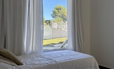 Venta en Barrio Ecuestre de Costa Esmeralda - cul de sac y en altura - pileta con borde infinito