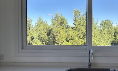Venta en Barrio Ecuestre de Costa Esmeralda - cul de sac y en altura - pileta con borde infinito