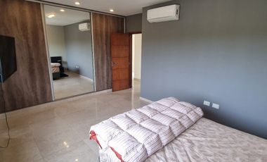 HERMOSA PROPIEDAD EN VENTA-EL PAYADOR 2050-BARRIO PUNTA CHACRA -ROLDAN
