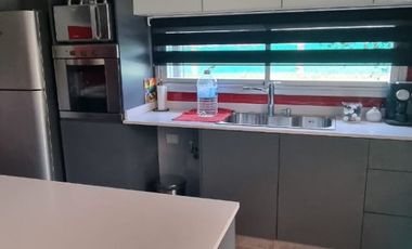 HERMOSA PROPIEDAD EN VENTA-EL PAYADOR 2050-BARRIO PUNTA CHACRA -ROLDAN