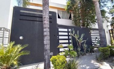 CASA AMUEBLADA EN RENTA EN LAS LOMAS SECTOR BOSQUES - GARCIA, NL