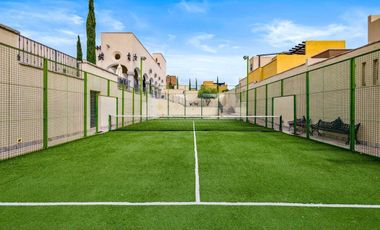 Casa en Venta en San Miguel de Allende con Patio, Terraza, Casa Club y Seguridad