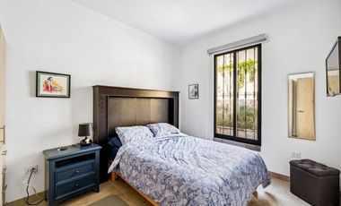 Casa en Venta en San Miguel de Allende con Patio, Terraza, Casa Club y Seguridad