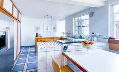 COL. LA MAGDALENA, CASA EN C.H. CON JARDÍN EXTERIOR E INTERIOR