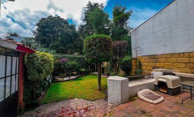 COL. LA MAGDALENA, CASA EN C.H. CON JARDÍN EXTERIOR E INTERIOR
