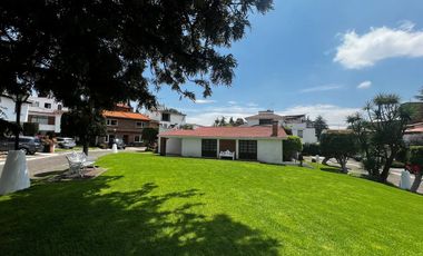 COL. LA MAGDALENA, CASA EN C.H. CON JARDÍN EXTERIOR E INTERIOR