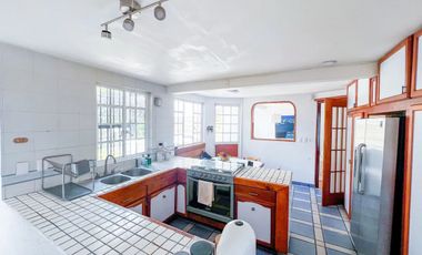 COL. LA MAGDALENA, CASA EN C.H. CON JARDÍN EXTERIOR E INTERIOR