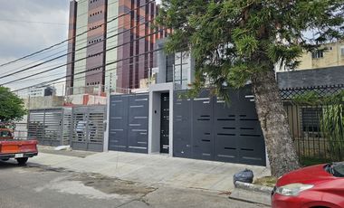 Propiedad de lujo en Chapalita