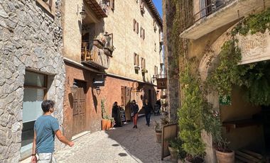 Excelente terreno en Val’Quirico en barrio Bosques