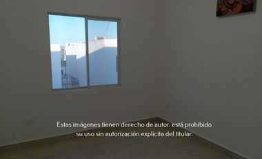 Casa en Renta Semi Amueblada en Arezzo Residencial
