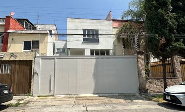 Casa Remodelada en Venta en Vallarta Poniente Zona Minerva