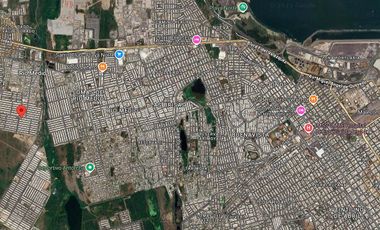 Casa con Local Comercial en Venta en el Fracc. Los Torrentes a 30 min. del Puerto de Veracruz.