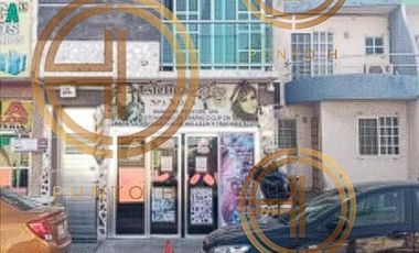 Casa con Local Comercial en Venta en el Fracc. Los Torrentes a 30 min. del Puerto de Veracruz.