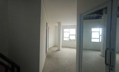 Disewakan kantor Luas mulai 50 m², lokasi strategis, Jatinegara