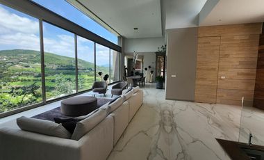 Casa en Venta en Club de Golf Tres Marías de Primer Nivel