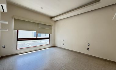 CASA CON 4 HABITACIONES EN RENTA EN PALMAS