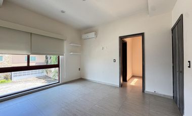 CASA CON 4 HABITACIONES EN RENTA EN PALMAS