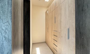 CASA CON 4 HABITACIONES EN RENTA EN PALMAS