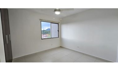 Apartamento con hermosa Vista - Woodlands, Panamá Pacífico