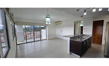 Apartamento con hermosa Vista - Woodlands, Panamá Pacífico