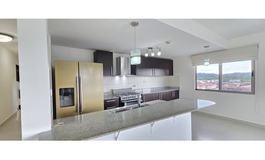 Apartamento con hermosa Vista - Woodlands, Panamá Pacífico