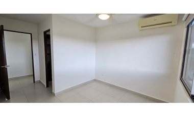 Apartamento con hermosa Vista - Woodlands, Panamá Pacífico