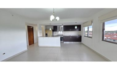 Apartamento con hermosa Vista - Woodlands, Panamá Pacífico