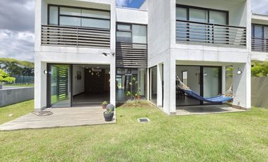 Venta de Casa en PH Barrioalto, Altos de Panamá