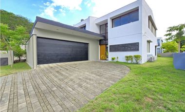 Venta de Casa en PH Barrioalto, Altos de Panamá