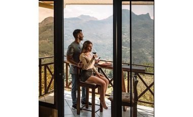 VENDO CABAÑA CON PISCINA EN LA MONTAÑA  ALTOS DEL MARIA