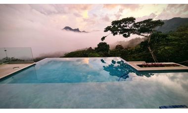 VENDO CABAÑA CON PISCINA EN LA MONTAÑA  ALTOS DEL MARIA