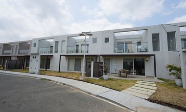 Venta de casa PH The Tides, Playa Caracol, Punta Chame - BONO