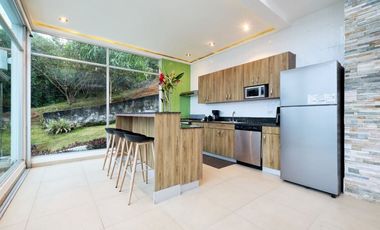 VENTA 2 CASAS CON PISCINA  EN ALTOS DEL MARIA 2243m2