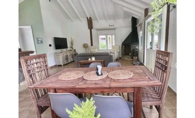 VENTA CASA DE CAMPO EN ALTOS DEL MARIA CV