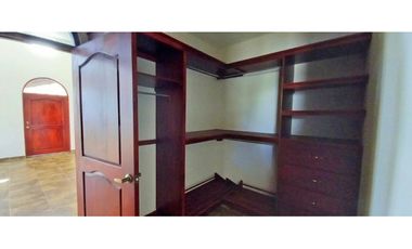 VENTA CASA LUJOSA EN  ALTOS DEL MARIA 2074M2 MLD