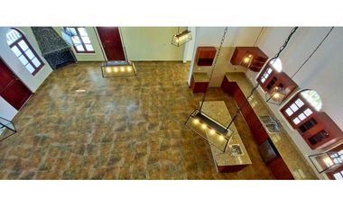 VENTA CASA LUJOSA EN  ALTOS DEL MARIA 2074M2 MLD