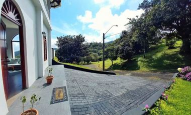 VENTA CASA LUJOSA EN  ALTOS DEL MARIA 2074M2 MLD