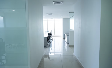 OFICINA / CALLE 50 / TORRE BICSA / 225M / DIVISIONES / 3 PARKING