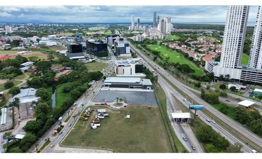 TERRENO EN SANTA MARIA DISTRICT - COMERCIAL