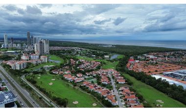 TERRENO EN SANTA MARIA DISTRICT - COMERCIAL