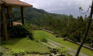 VENDO CASA ALTOS DEL MARIA