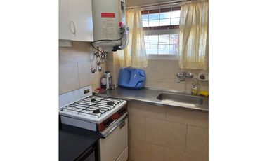 Dpto.2 amb. c/cochera a 1 cuadra de la playa!