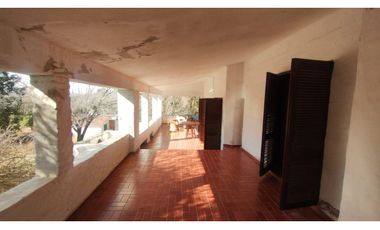 SE VENDE CASA DE DOS DORMITORIOS EN CABALANGO