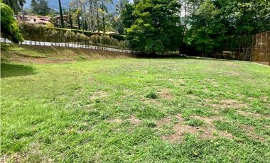 Casa Campestre en Unidad Cerrada - Copacabana