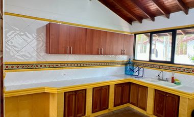 Casa Campestre en Unidad Cerrada - Copacabana